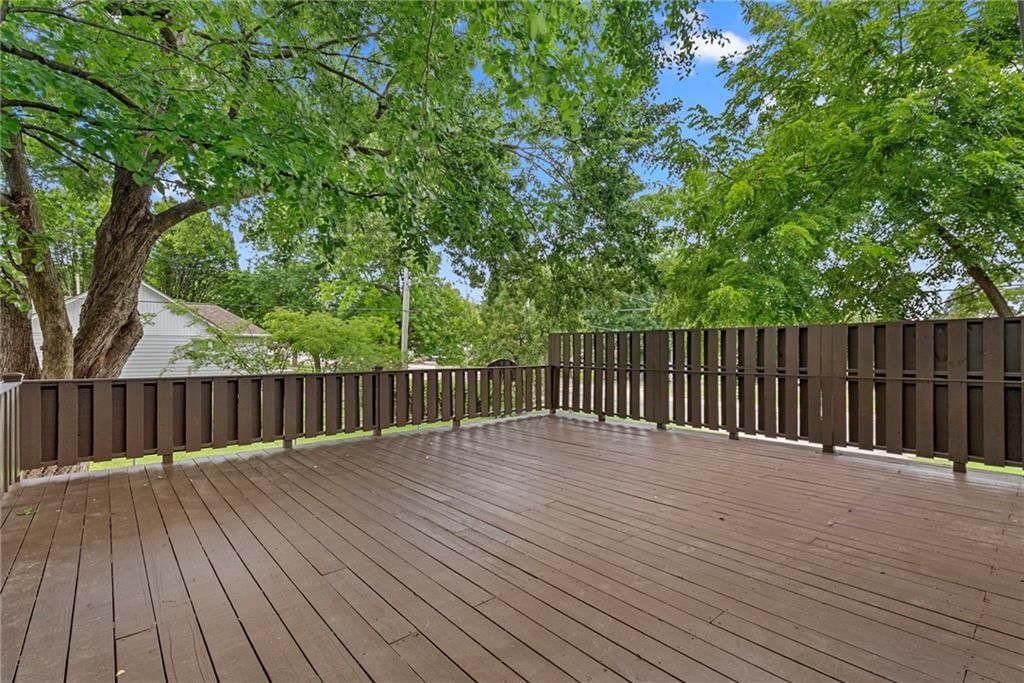 101 Manor Drive — photo 51