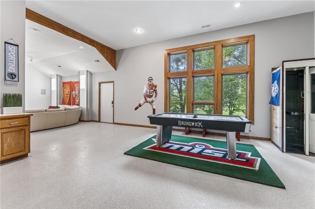 7608 NW Roberts Road — photo 40