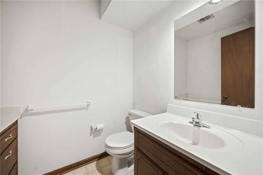 8500 W 72nd Street — photo 8