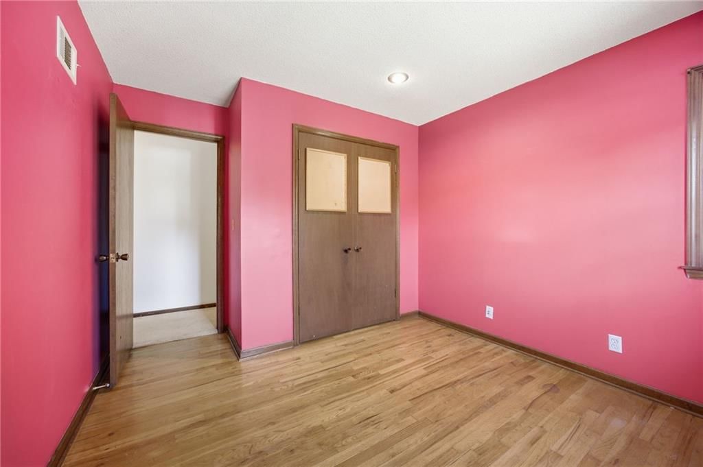 8500 W 72nd Street — photo 32