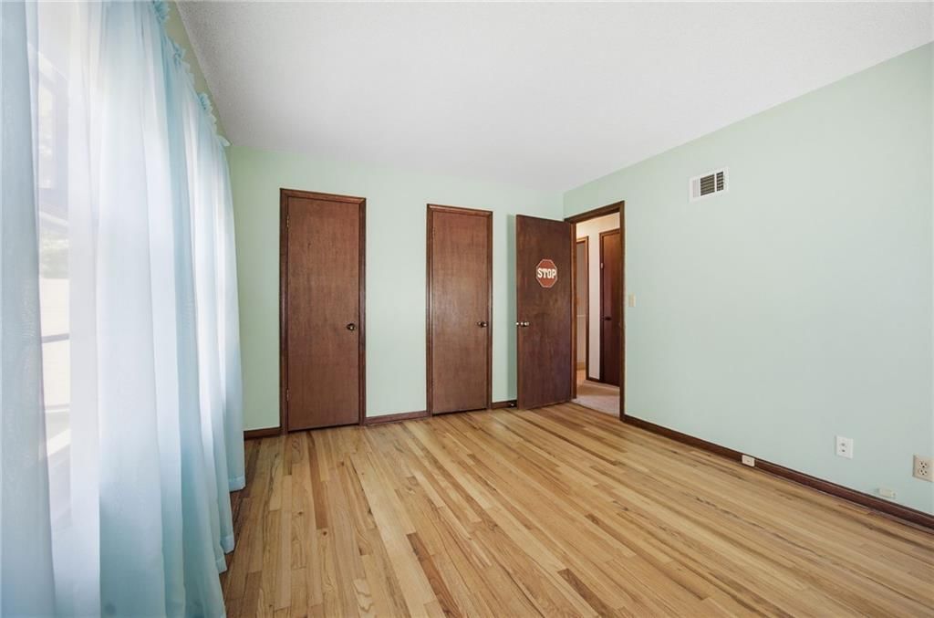8500 W 72nd Street — photo 36