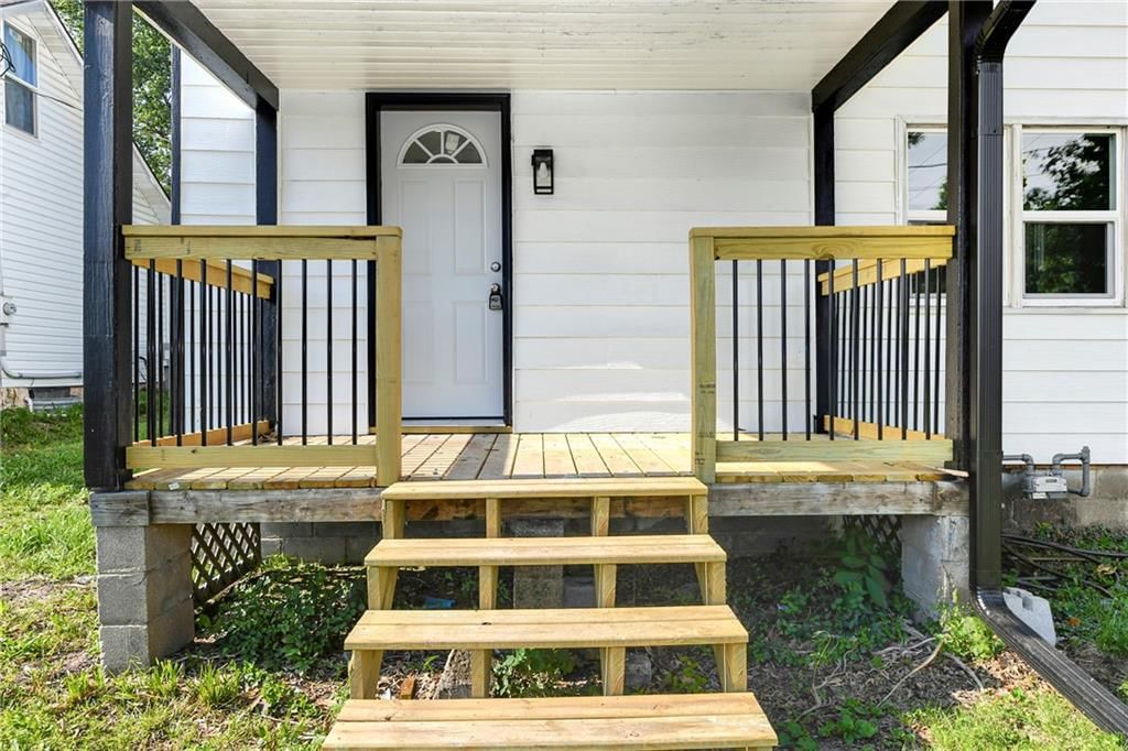 111 E Dryden Street — photo 3