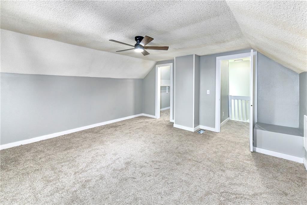 111 E Dryden Street — photo 20