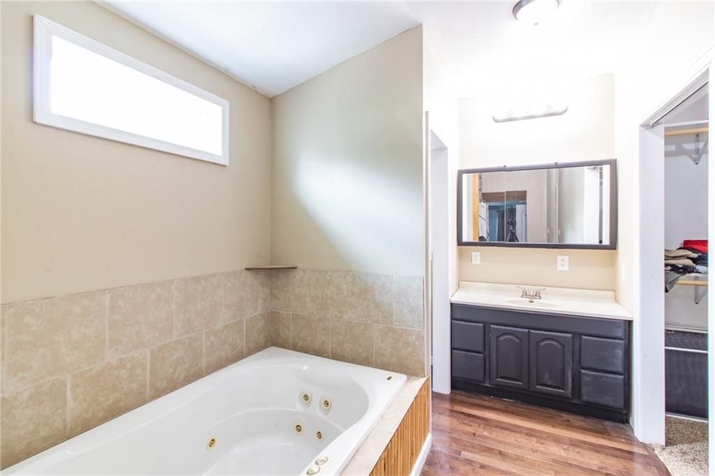 501 E 13th Street — photo 10