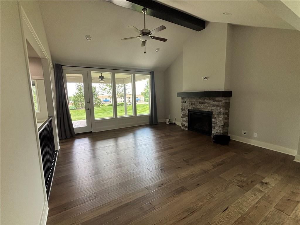 21847 W 82nd Terrace — photo 3