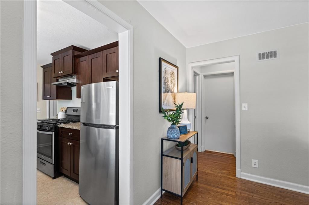5227 Rosewood Drive — photo 15