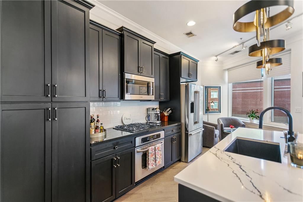 2929 McGee Street — photo 13
