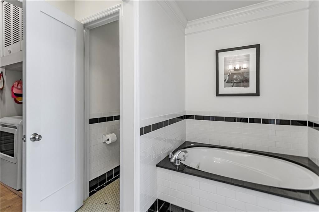 2929 McGee Street — photo 27