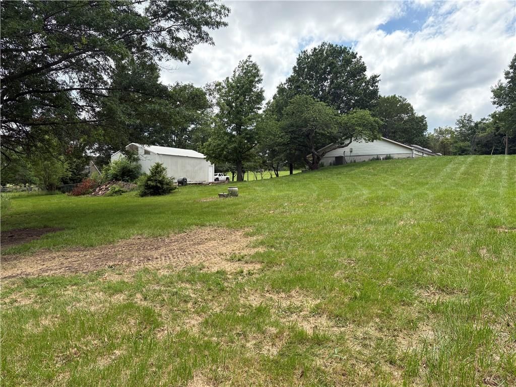 10023 S Munro Road — photo 34