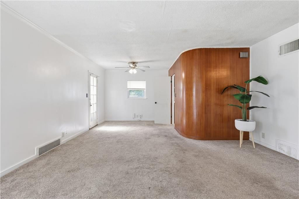 617 NE 45th Street — photo 11