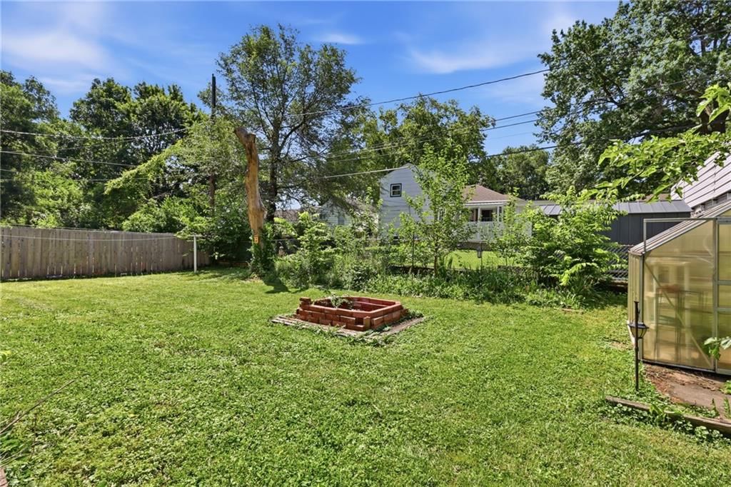 617 NE 45th Street — photo 21