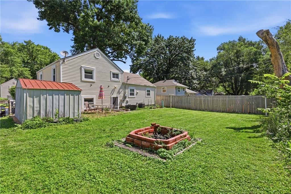 617 NE 45th Street — photo 23