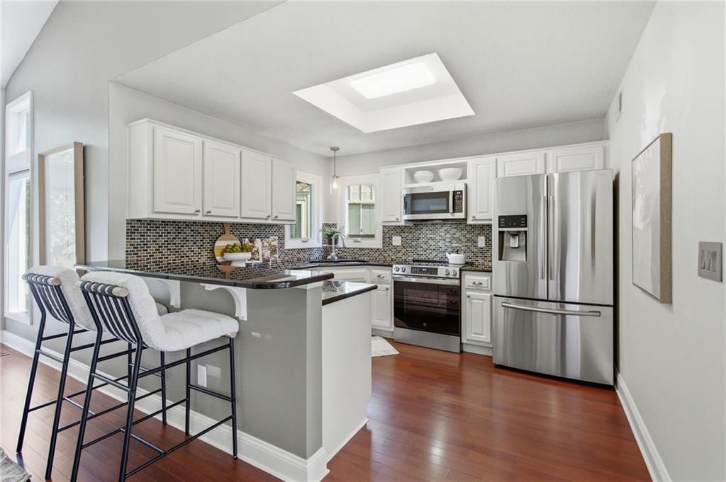 6470 Payne Street — photo 10