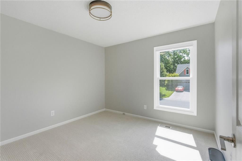 6470 Payne Street — photo 27