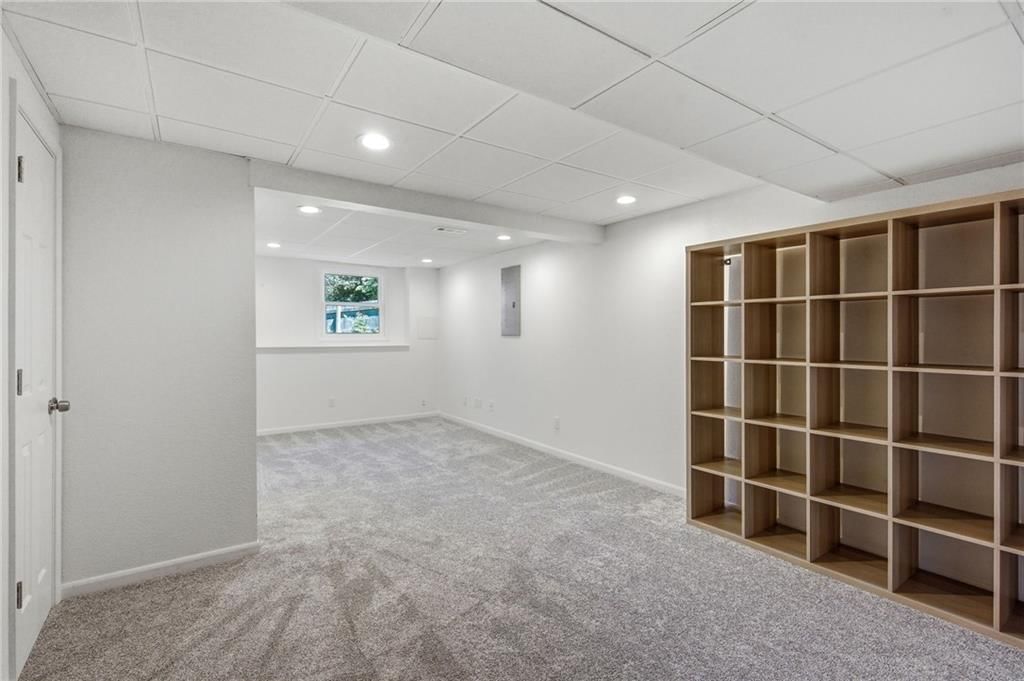 6470 Payne Street — photo 33