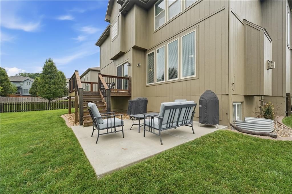 2821 NE PARKVIEW Lane — photo 27