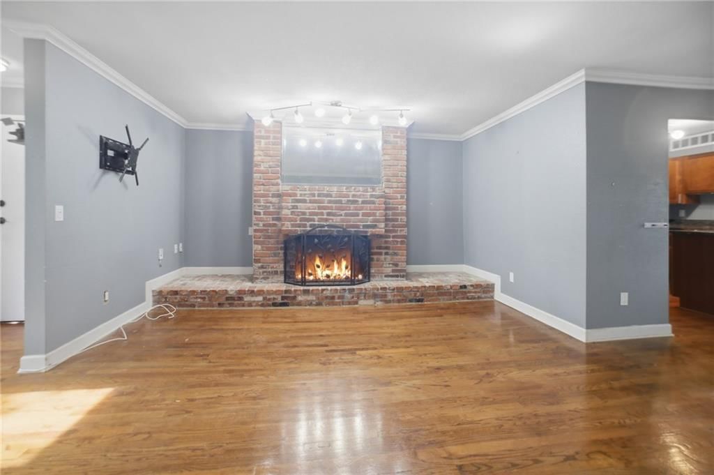 104 E 41 Street — photo 5