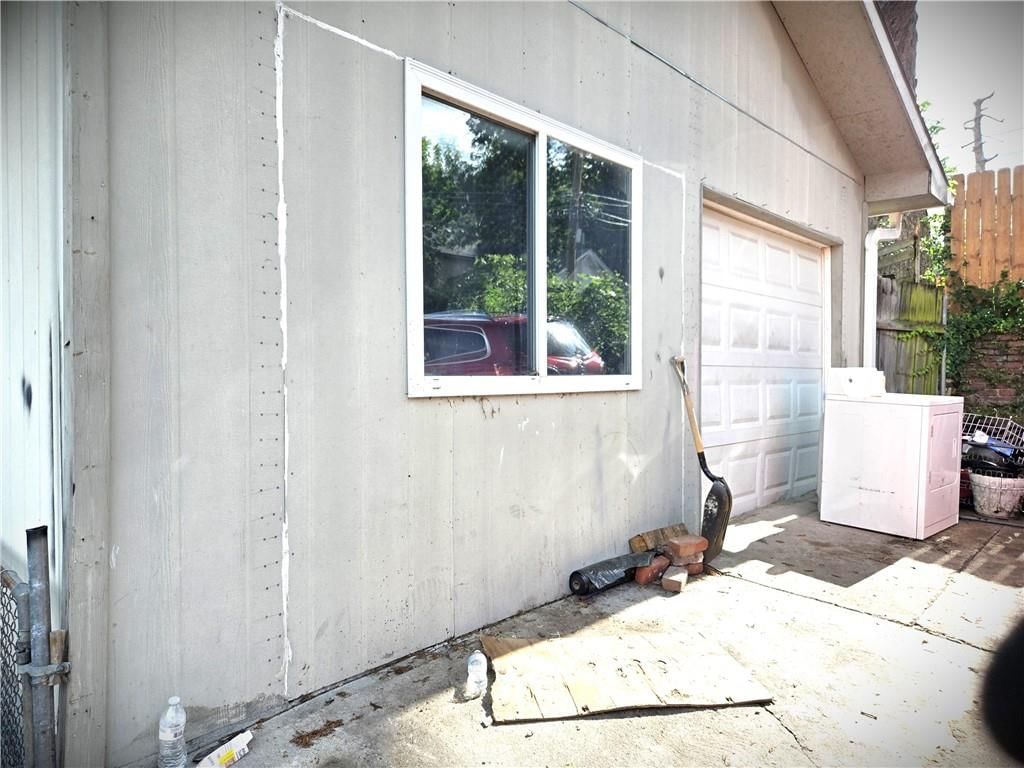 822 Tauromee Avenue — photo 17