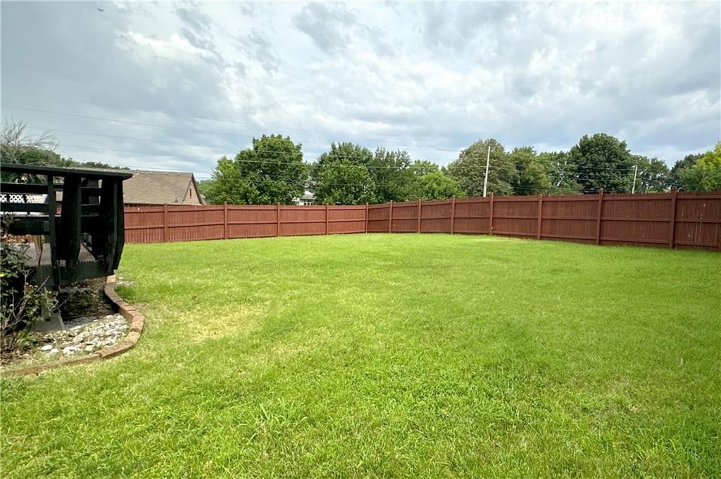 700 NE Hunters Ridge — photo 39