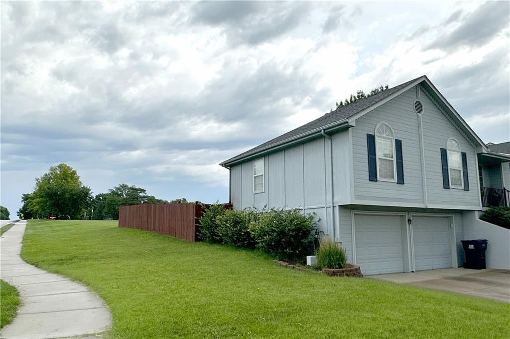700 NE Hunters Ridge — photo 41