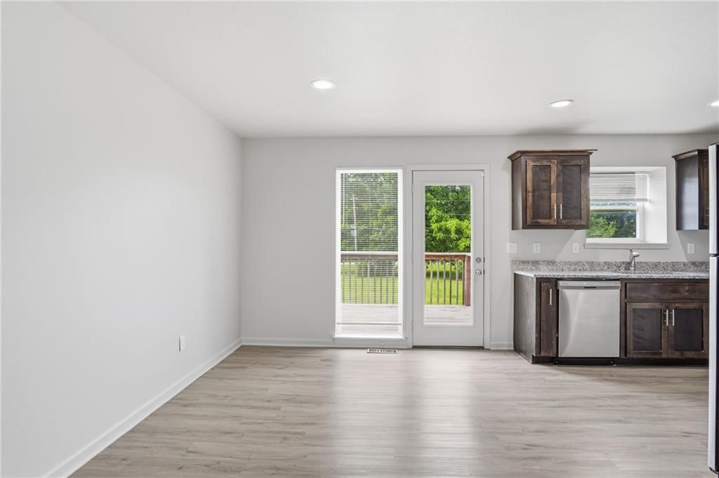 21808 Southcreek Road — photo 11