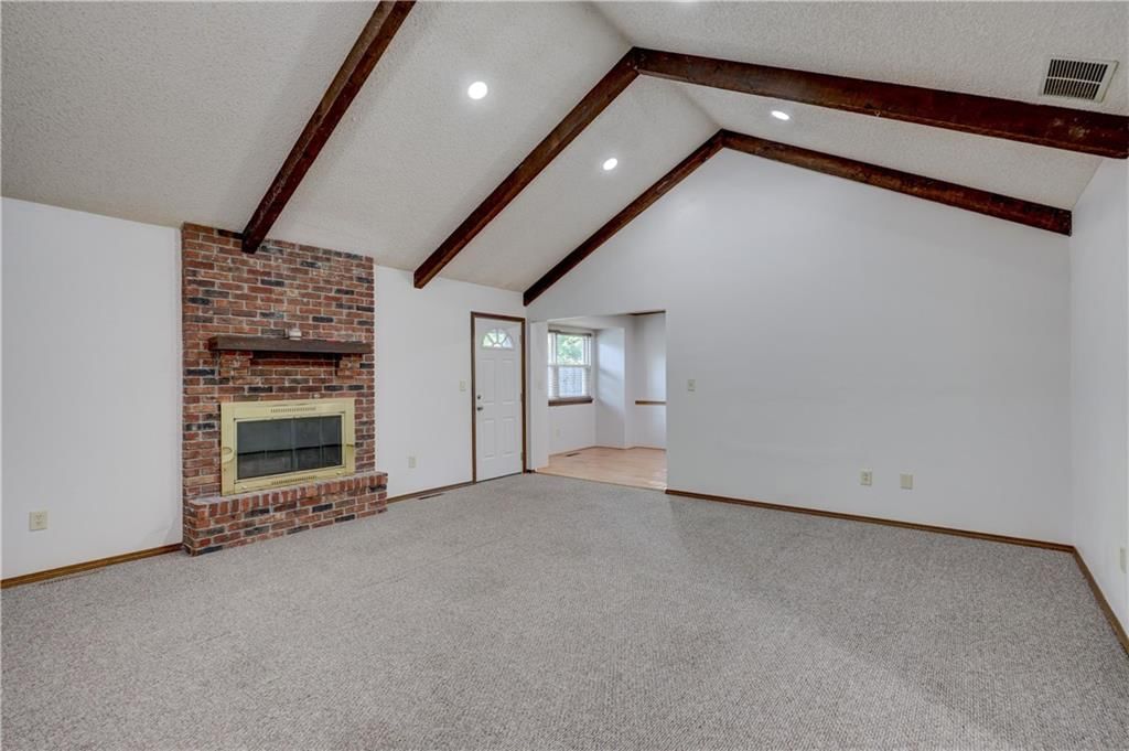 2610 S Taylor Street — photo 8