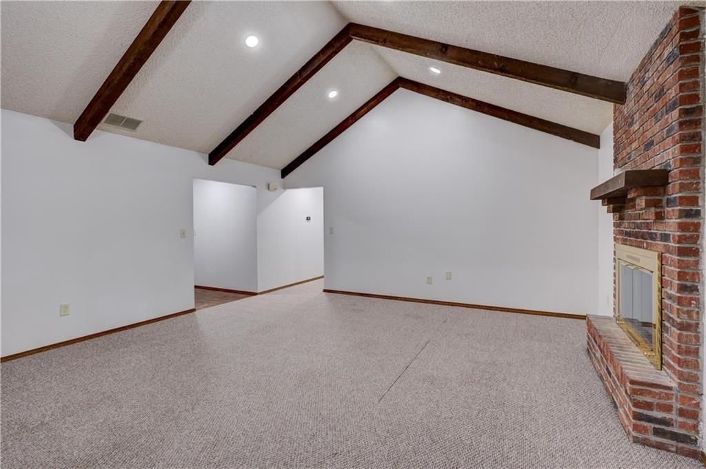 2610 S Taylor Street — photo 9