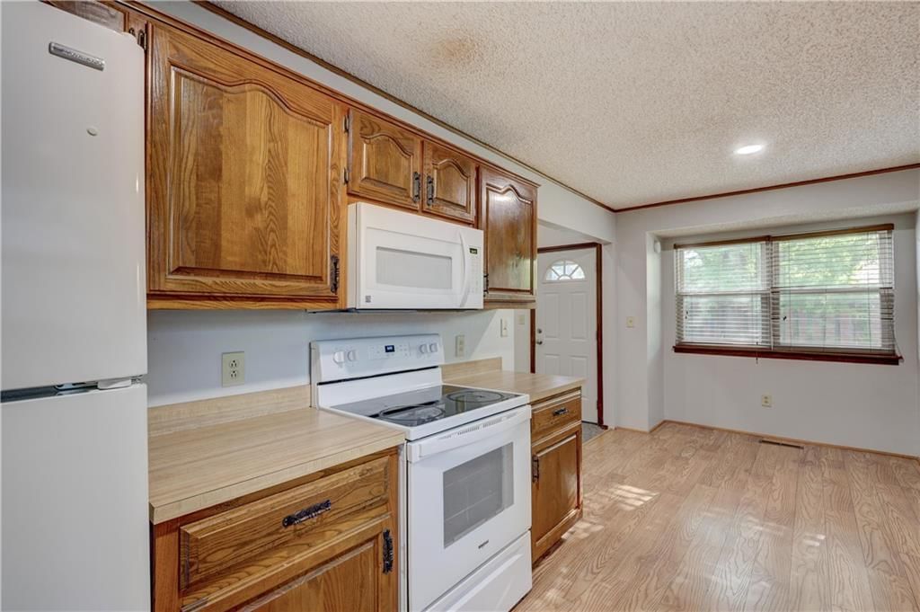 2610 S Taylor Street — photo 14