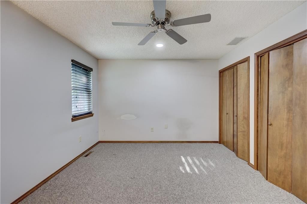 2610 S Taylor Street — photo 23