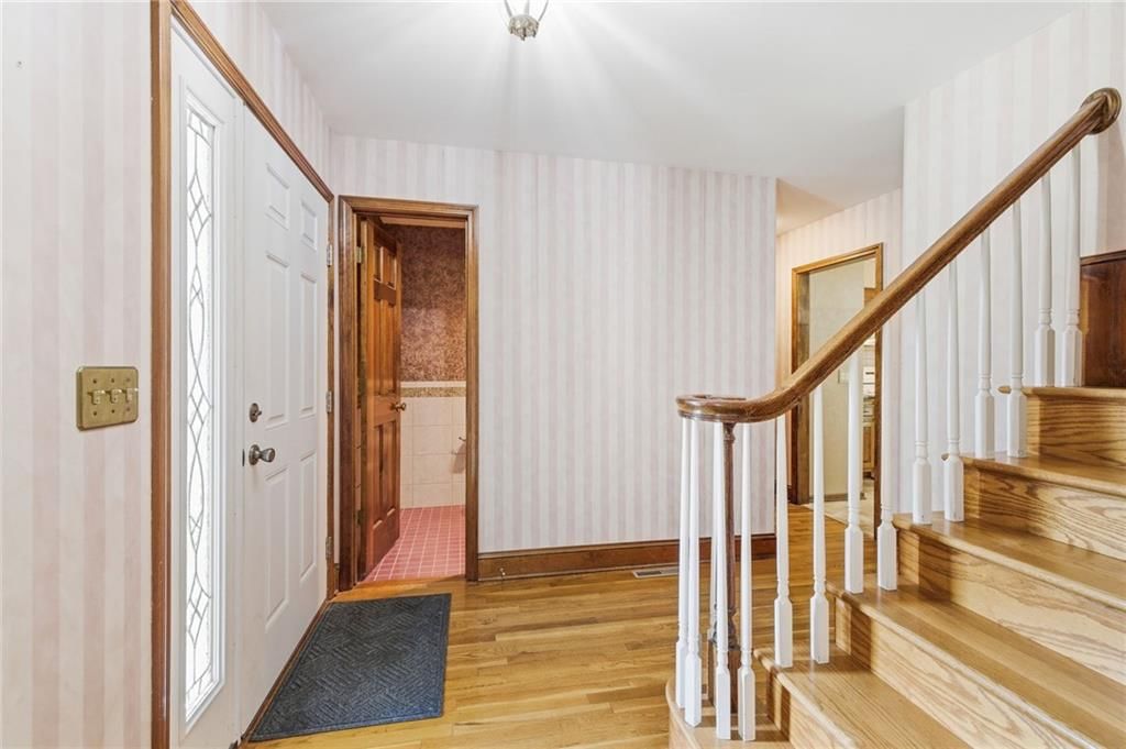 9224 Swarner Drive — photo 4