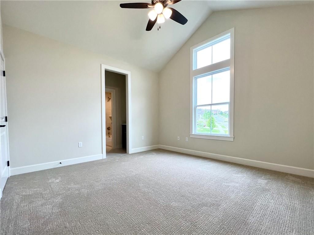 306 Stoneridge Court — photo 14