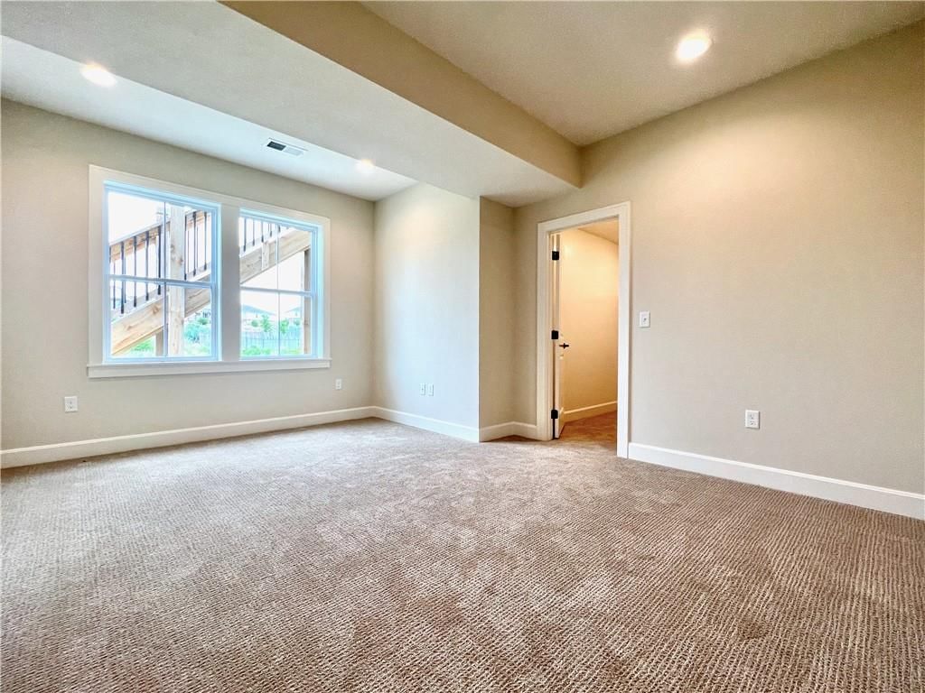 306 Stoneridge Court — photo 22