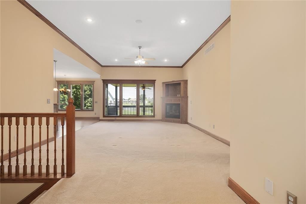 413 SE Stillwater Drive — photo 3