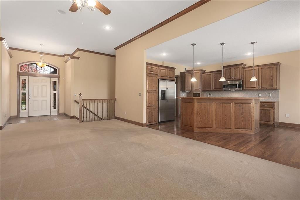 413 SE Stillwater Drive — photo 5
