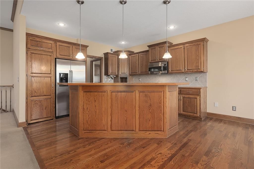 413 SE Stillwater Drive — photo 6