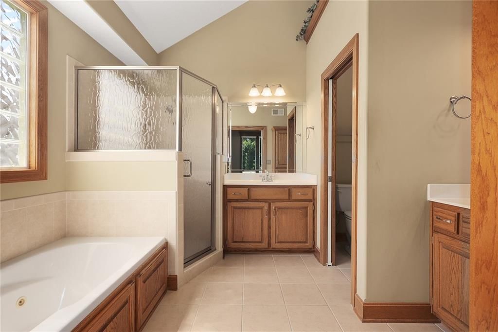 413 SE Stillwater Drive — photo 18