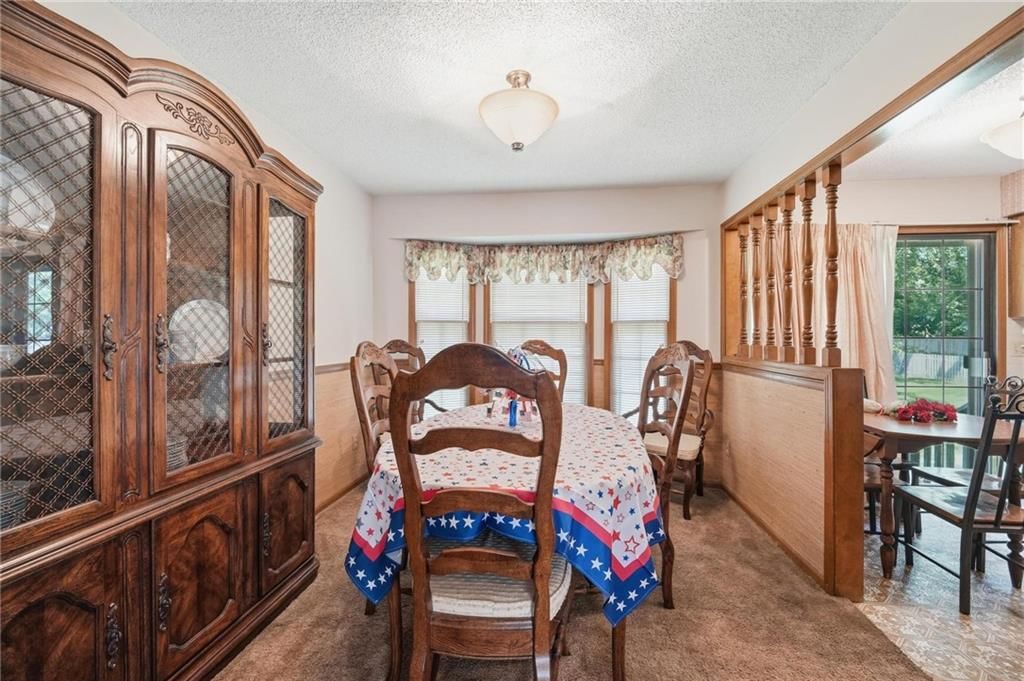 302 NE Noeleen Lane — photo 8