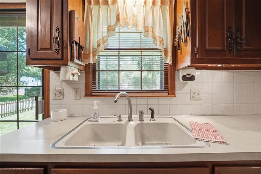302 NE Noeleen Lane — photo 15