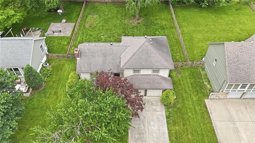 302 NE Noeleen Lane — photo 39