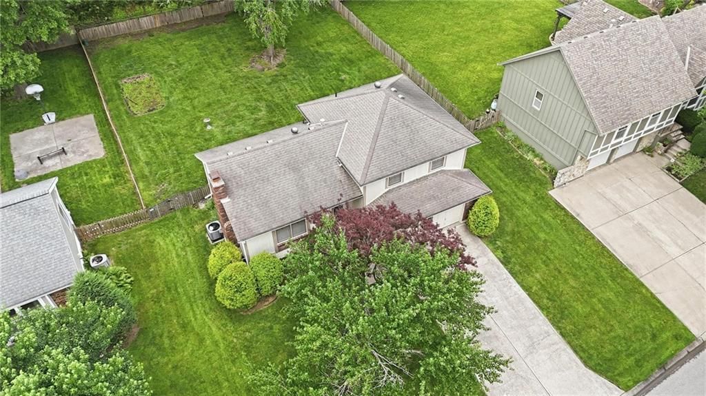 302 NE Noeleen Lane — photo 40