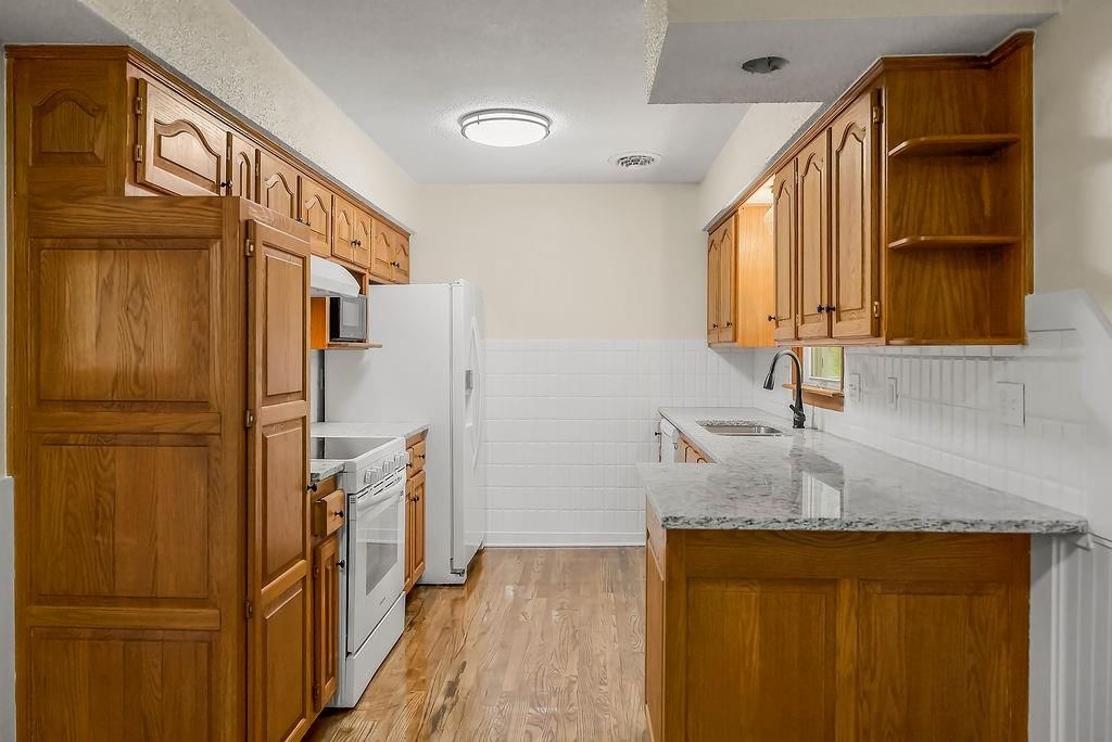 803 Madison Street — photo 8