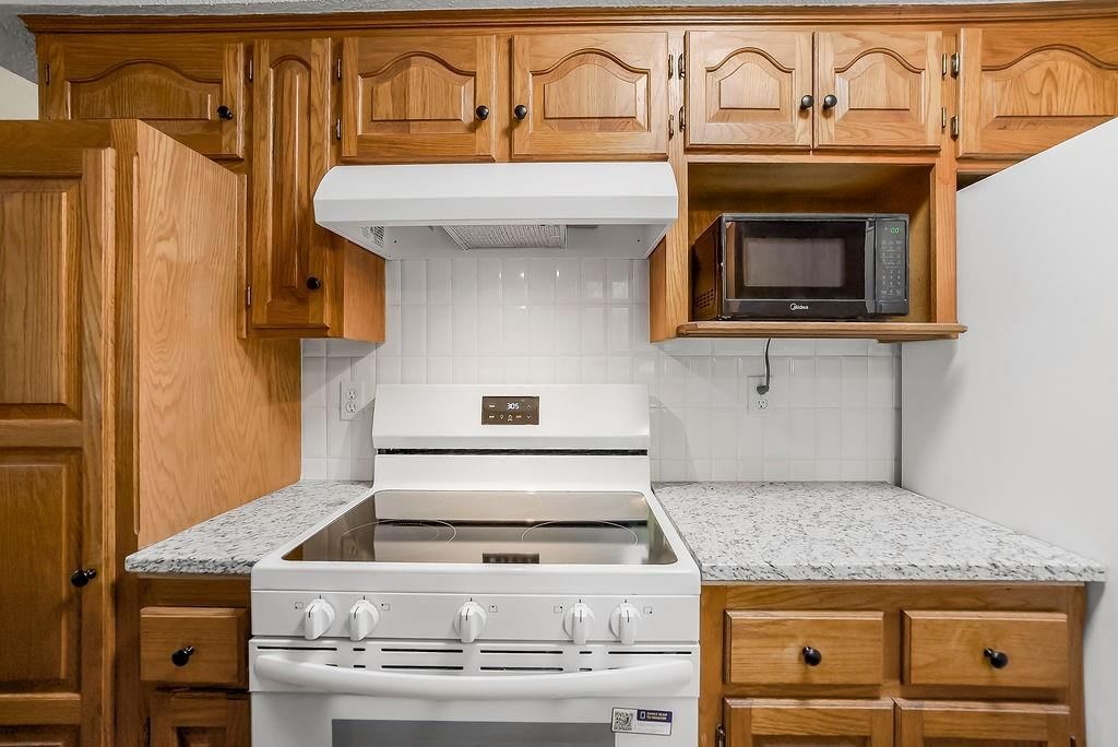 803 Madison Street — photo 11