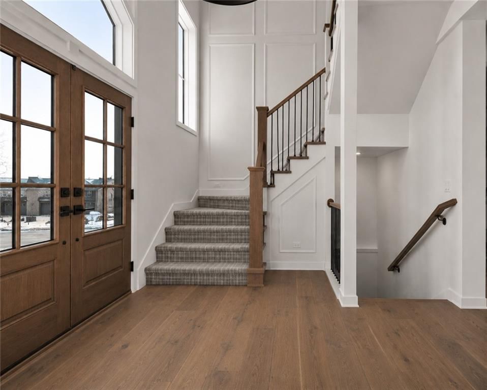 5695 Thousand Oaks Drive — photo 3
