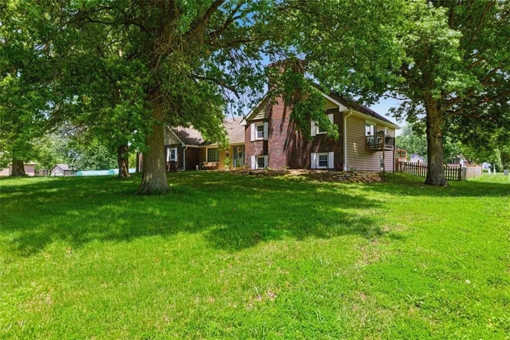 111 Elm Street — photo 3