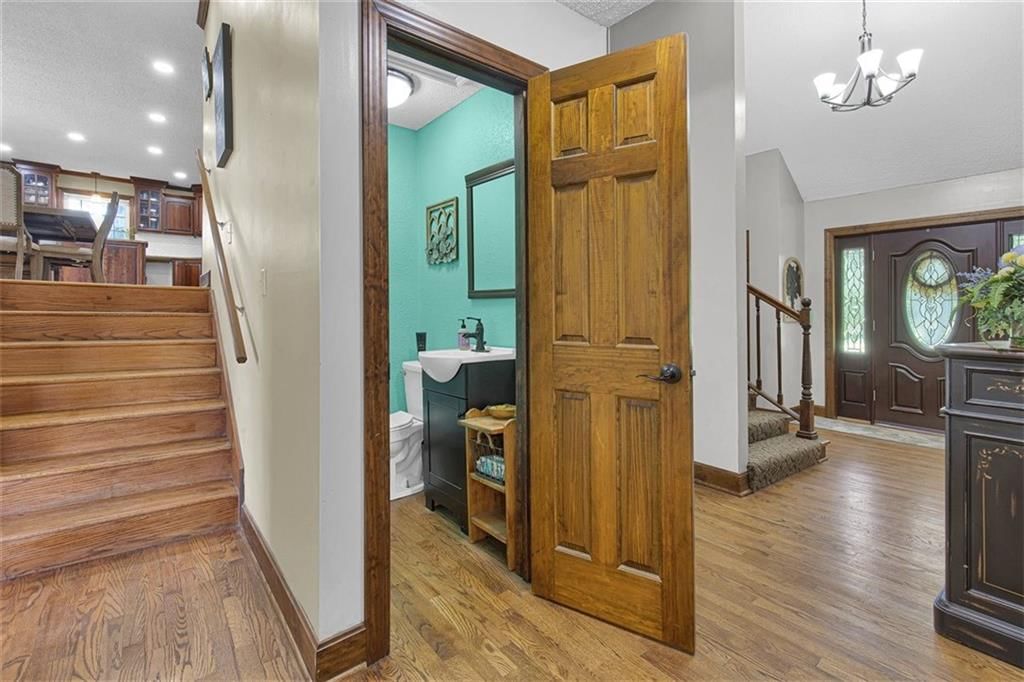 111 Elm Street — photo 47