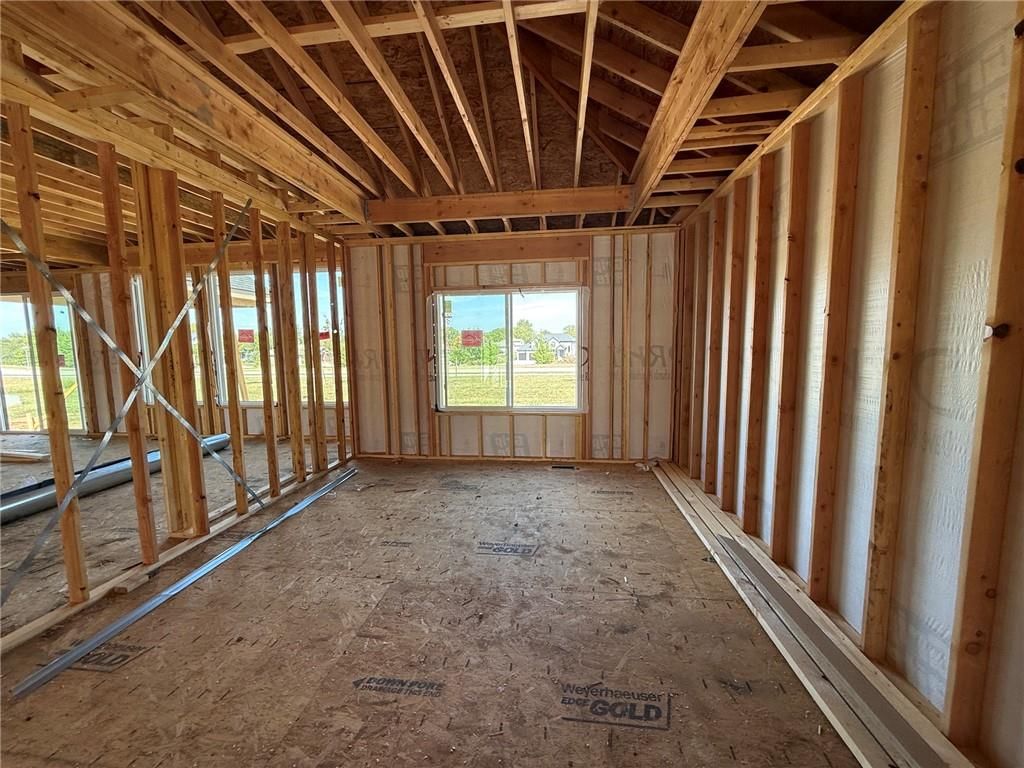 7904 SE Hoot Owl Street — photo 34