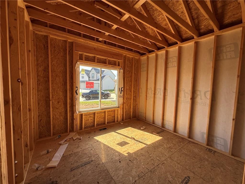7904 SE Hoot Owl Street — photo 35