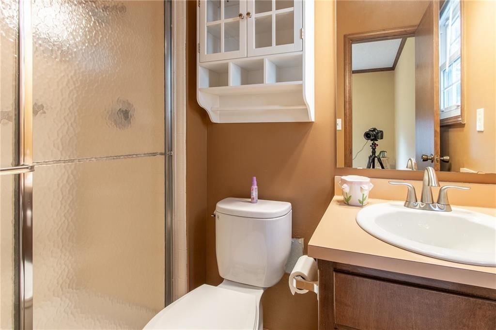 2475 Brookside Drive — photo 17