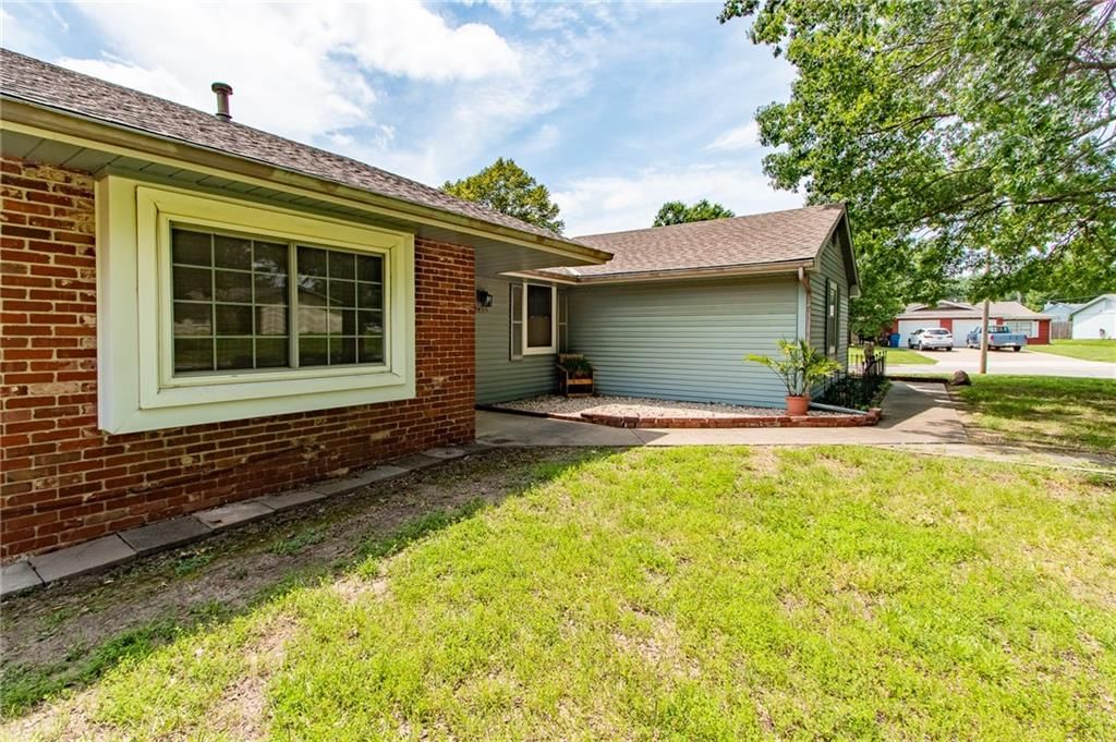 2475 Brookside Drive — photo 36