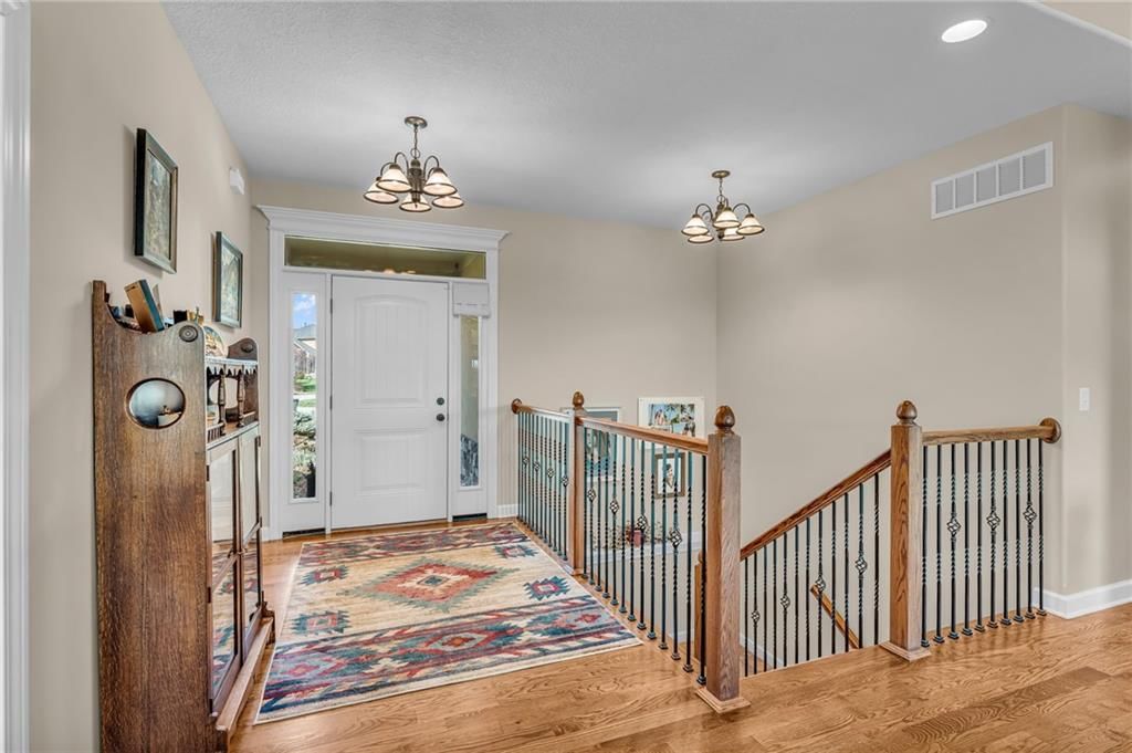 16657 Sandstone Circle — photo 8